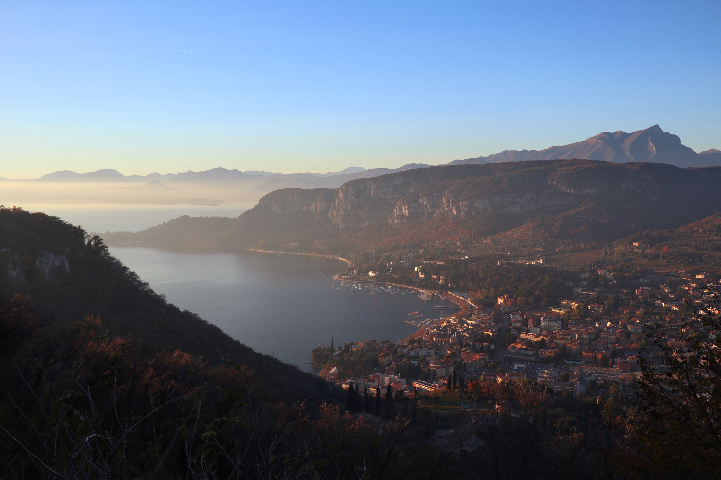 Golfo di Garda dall'eremo di San Giorgio