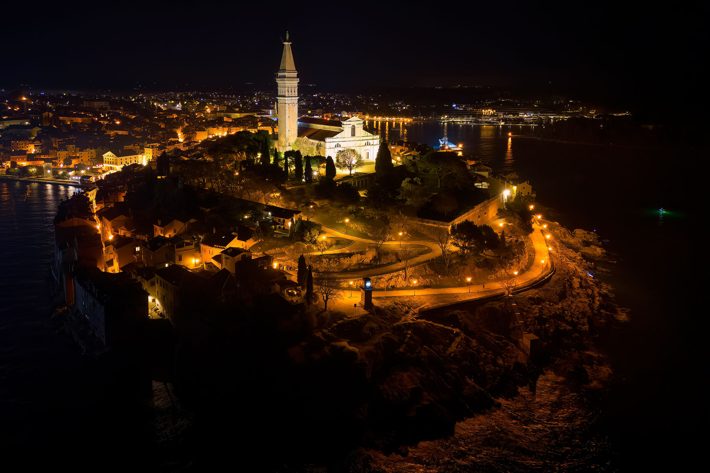 Rovinj, at night