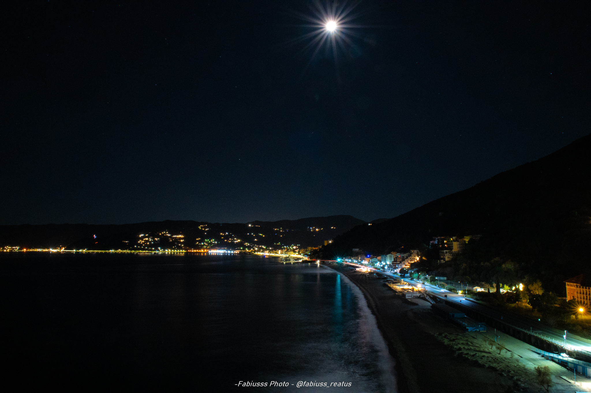 Bergeggi by night