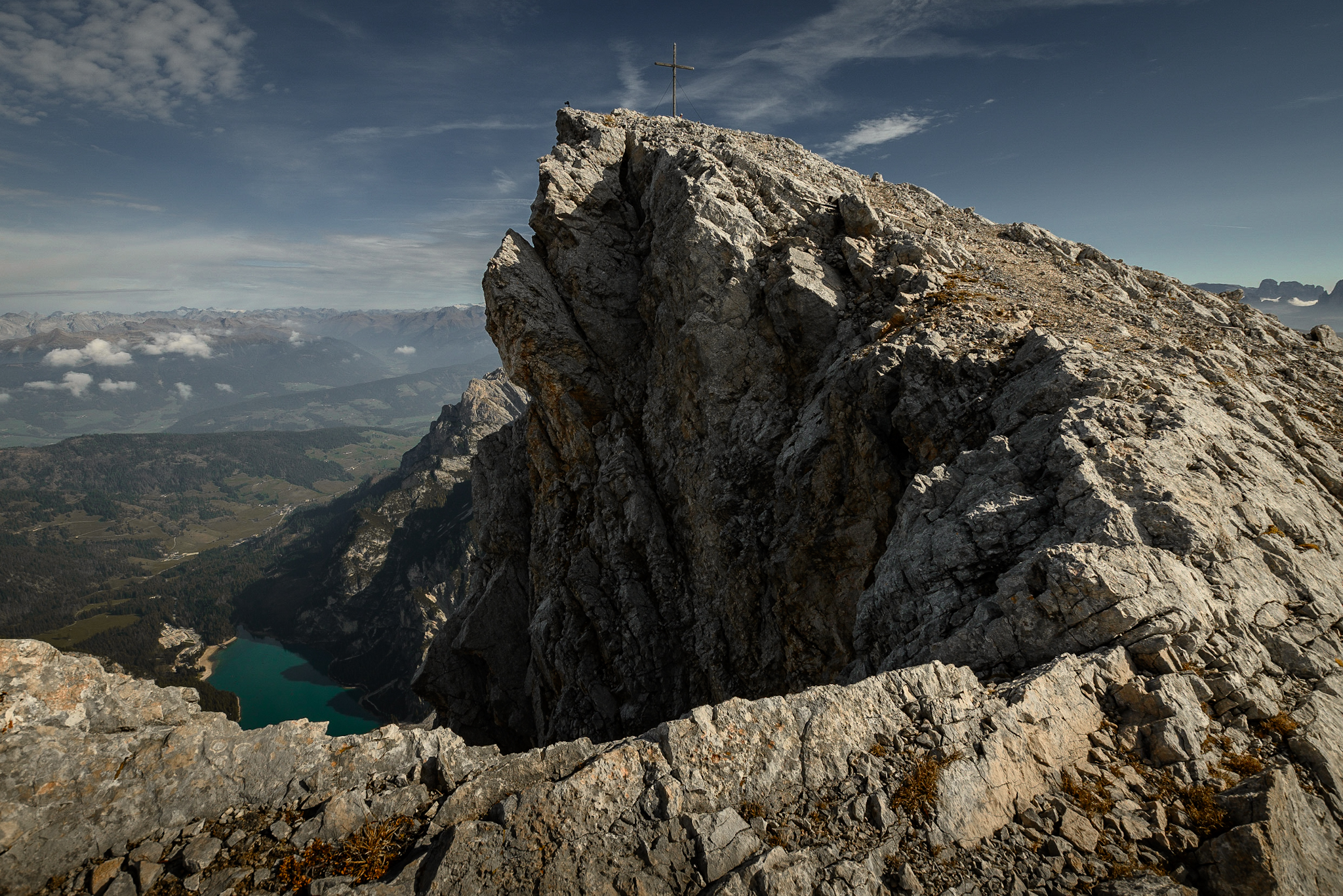 Curves on the Croda