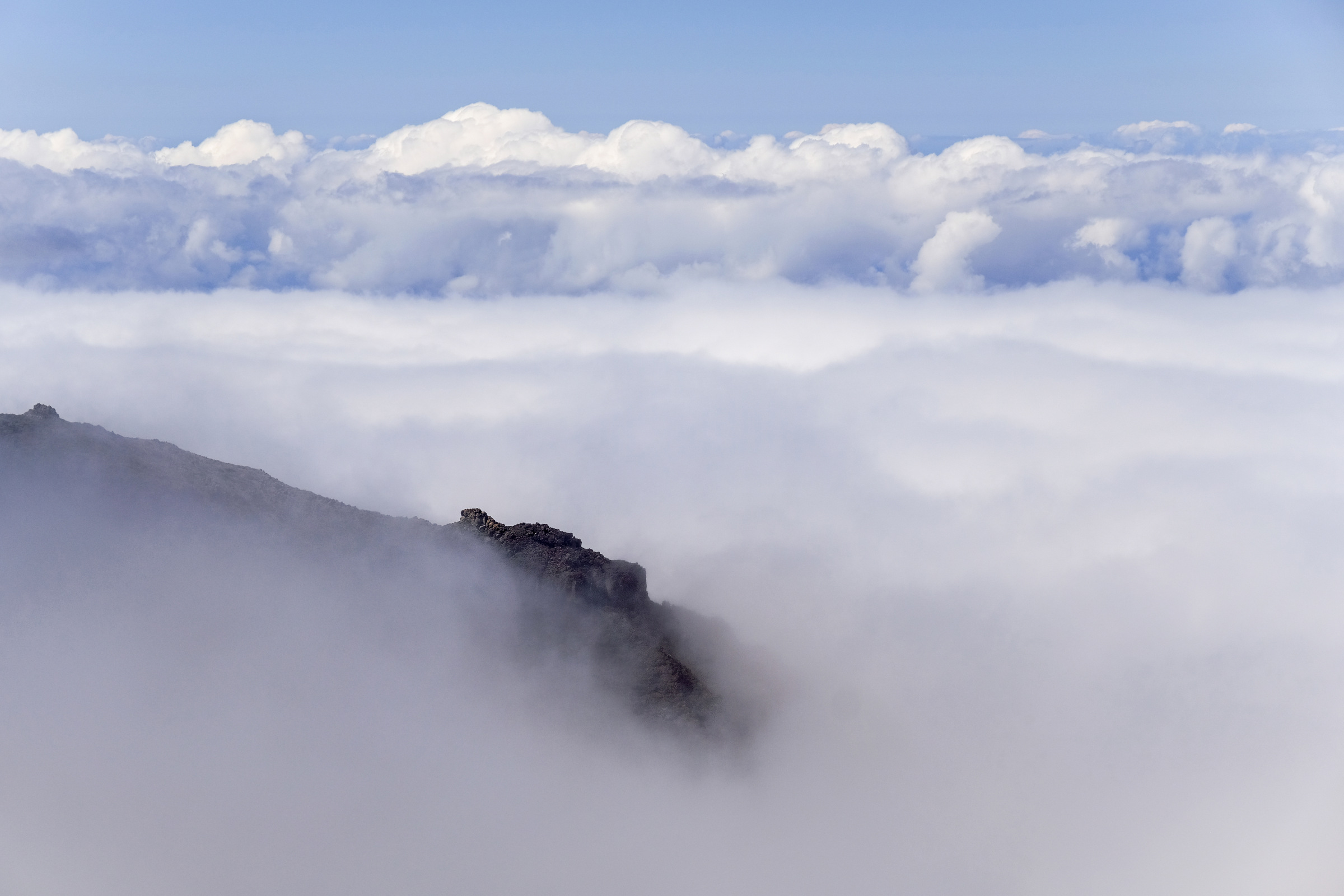 NUBES - ROQUE DE LO MUCHACHOS