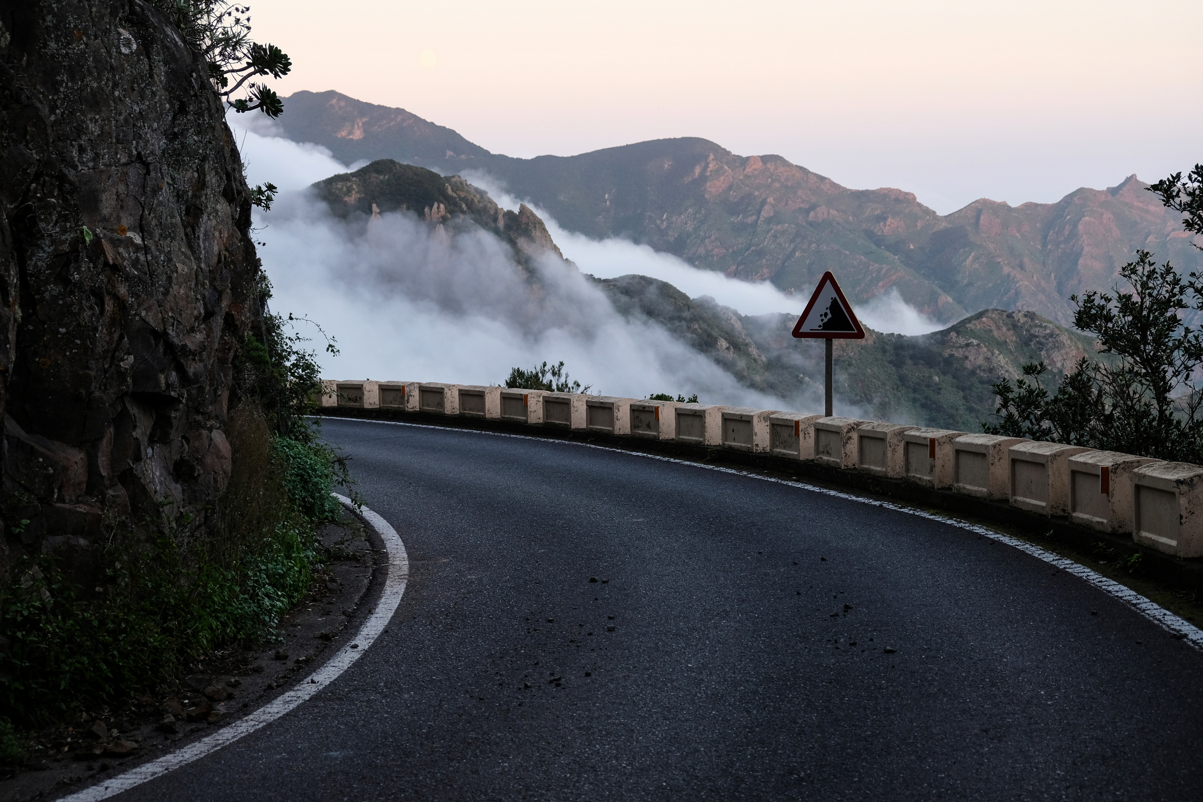 BAJADA DE NUBES TF-12 ANAGA