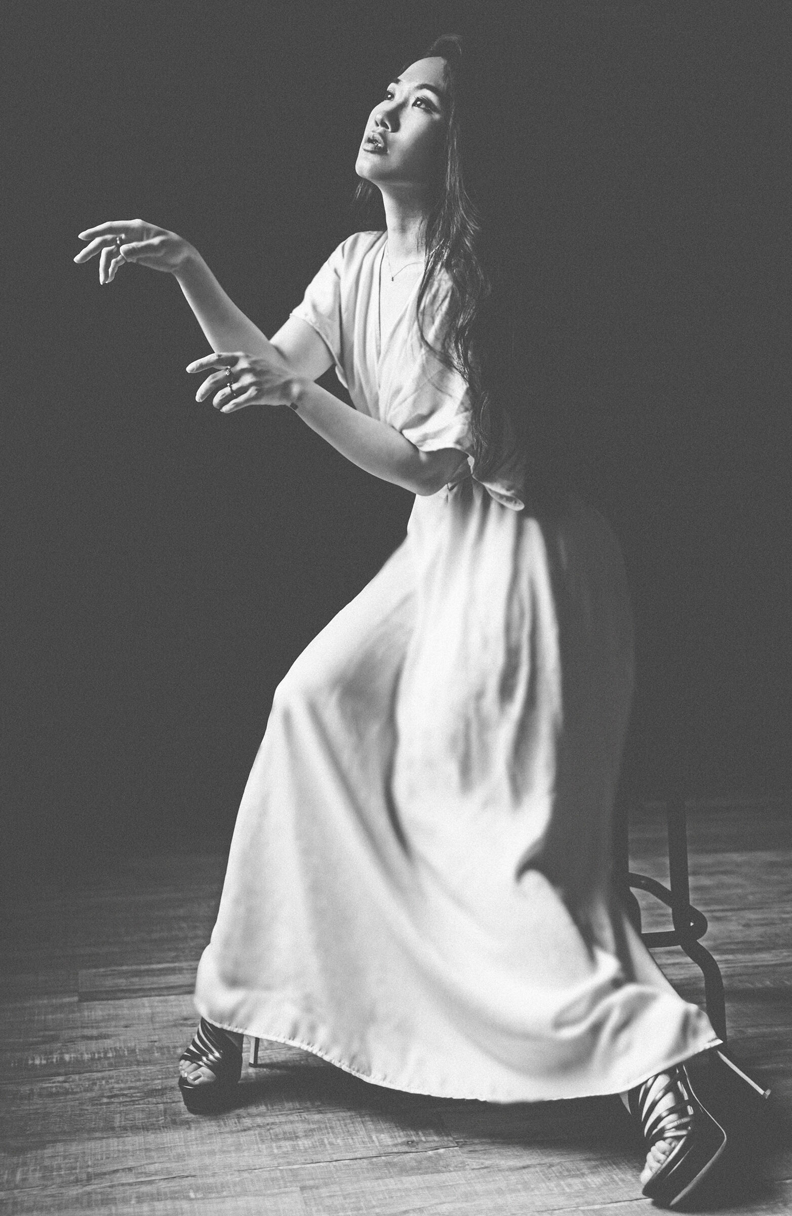 huong dancing bunny BW 2