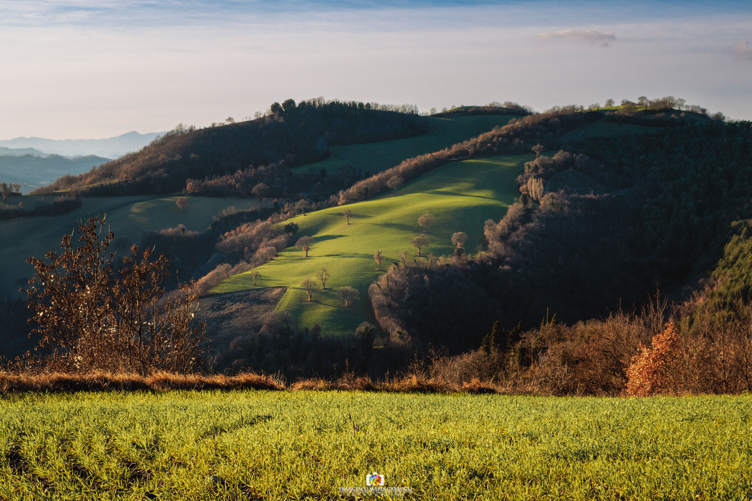 Luce radente sulle colline