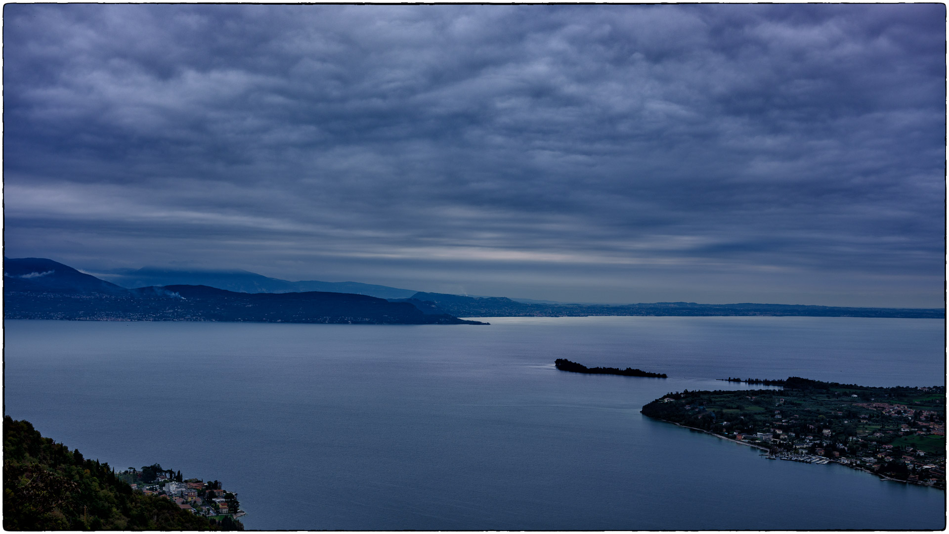 Veduta sul golfo di Salò
