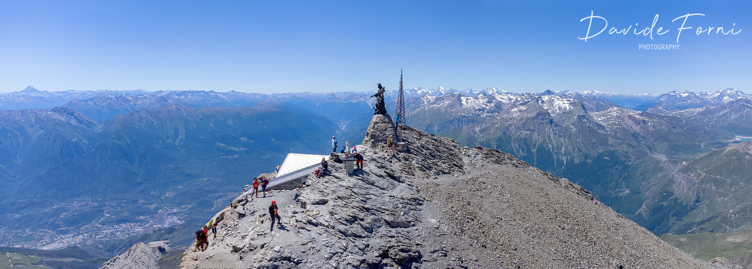 Panoramica della vetta del Rocciamelone (m. 3.538)