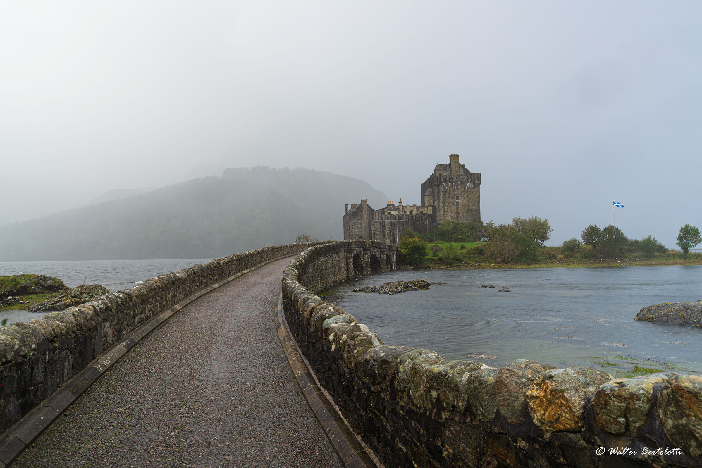 Nebbia sull'Eilean donan castle