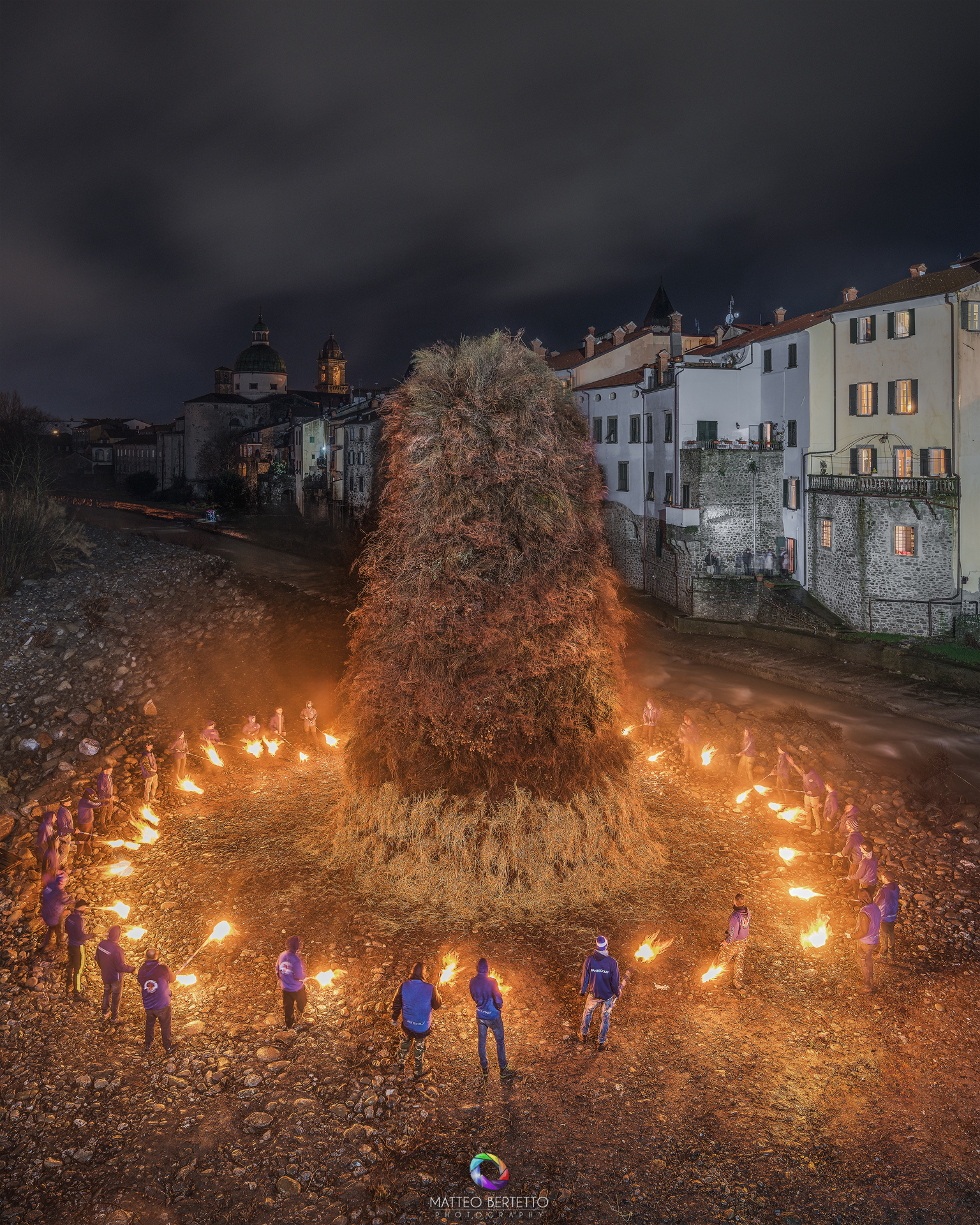 Pontremoli - Bonfire of St. Nicholas