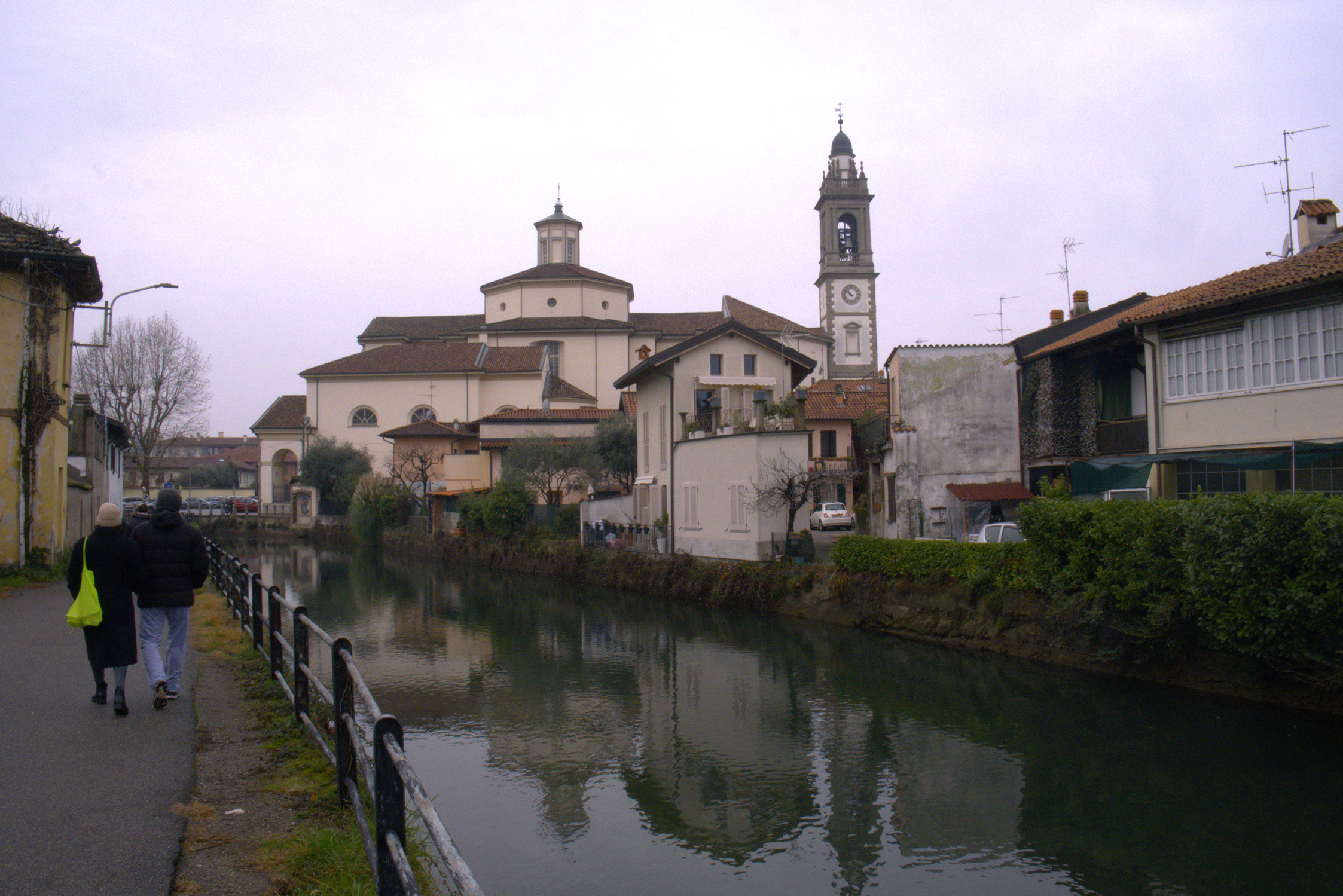 la domenica andando alla Messa