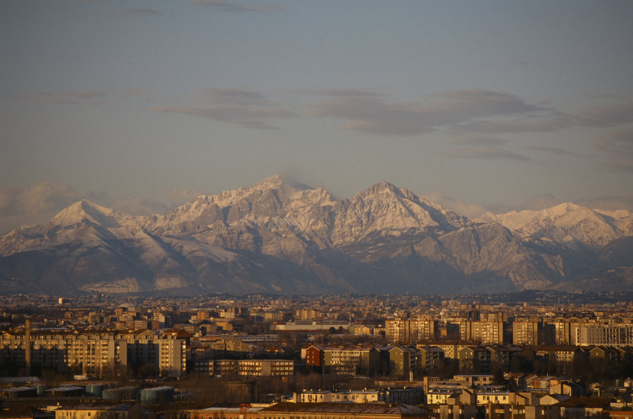 Milan, 1 January 1994 - Velvia 50 ISO