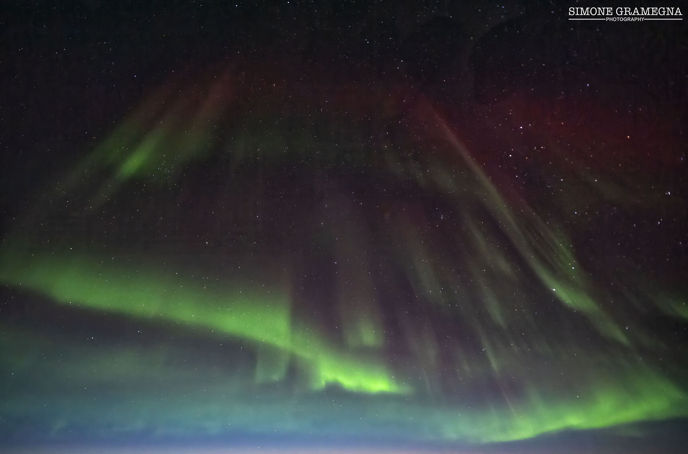 Aurora Boreale in volo alla latitudine 72 Nord