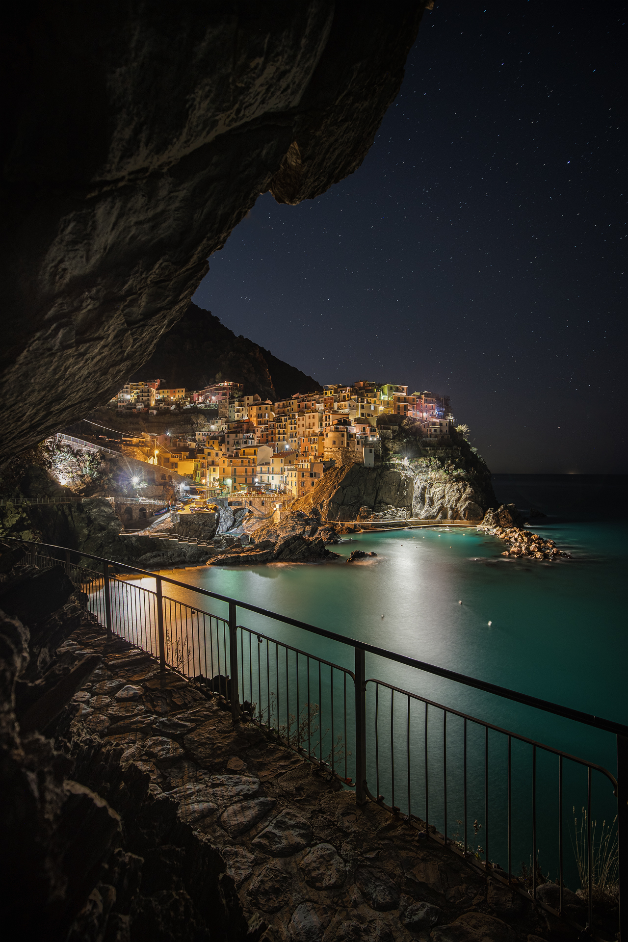 Manarola in notturna
