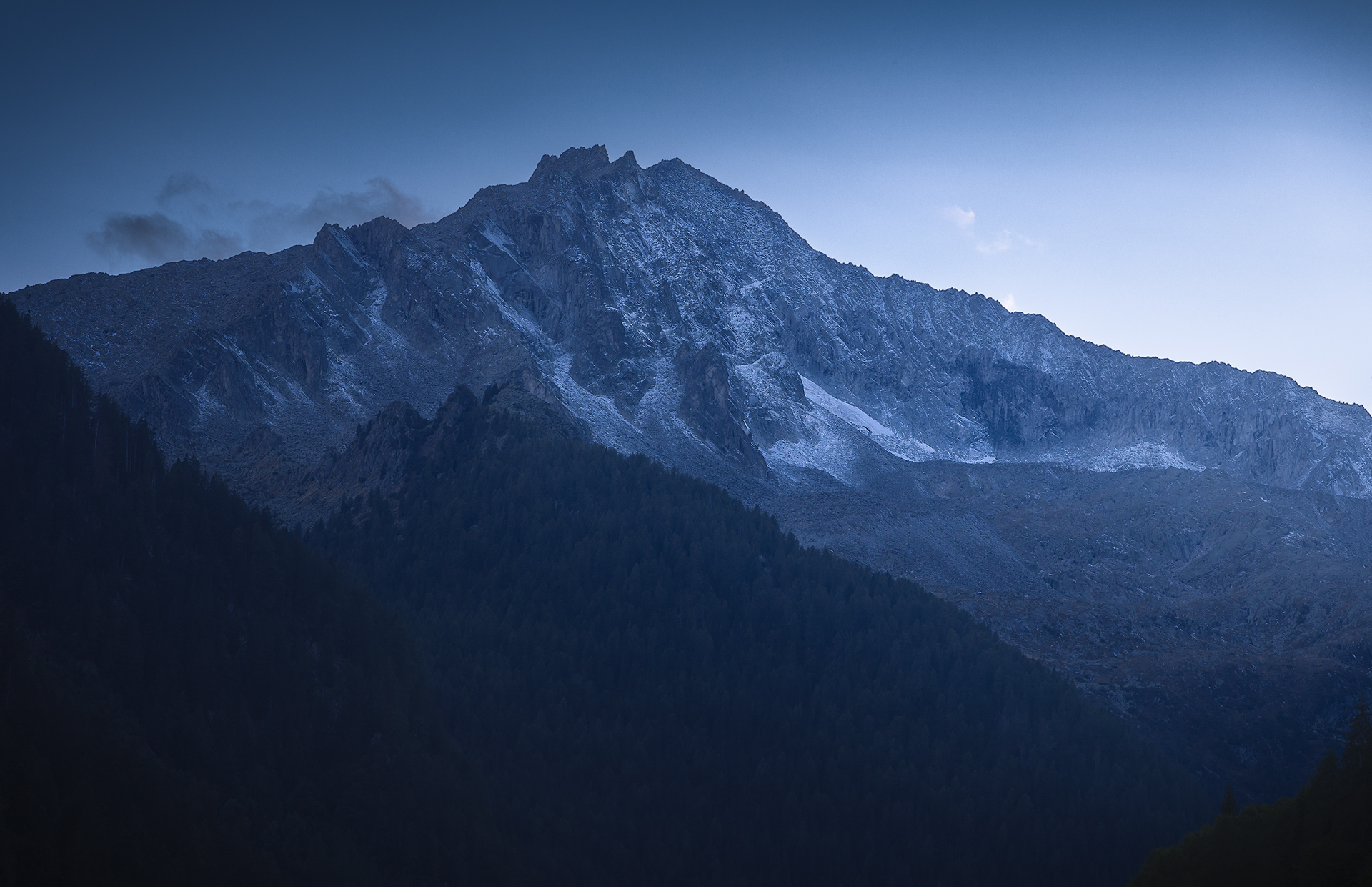 His majesty, the mountain