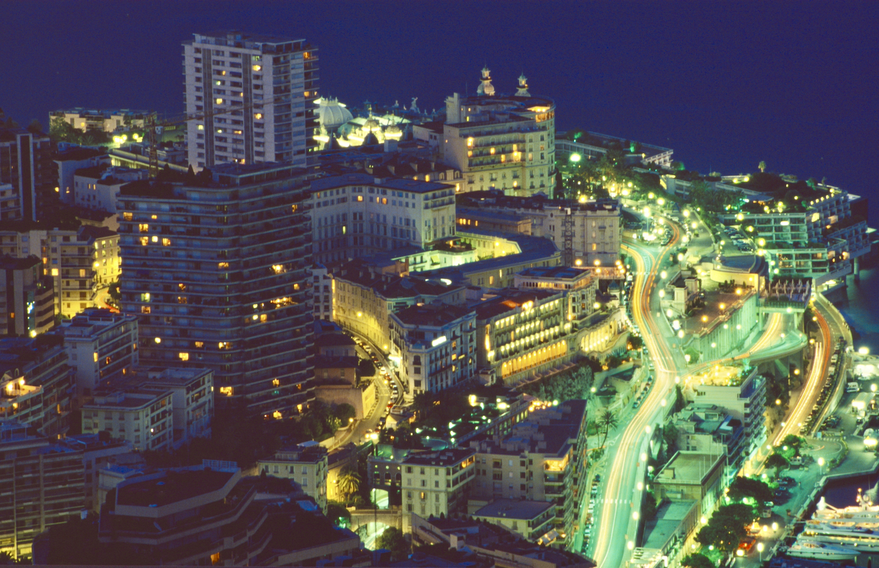 Monte Carlo - 1993 - Velvia 50 ISO