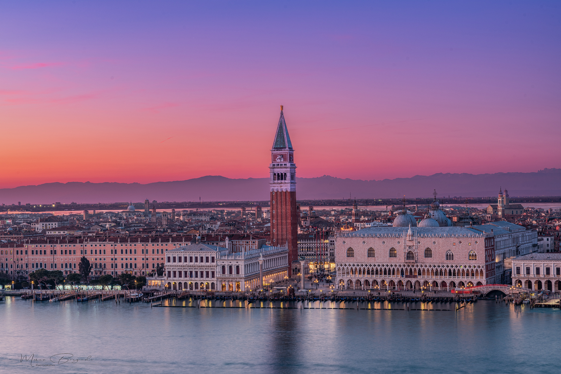 Venezia in Stravedamento.