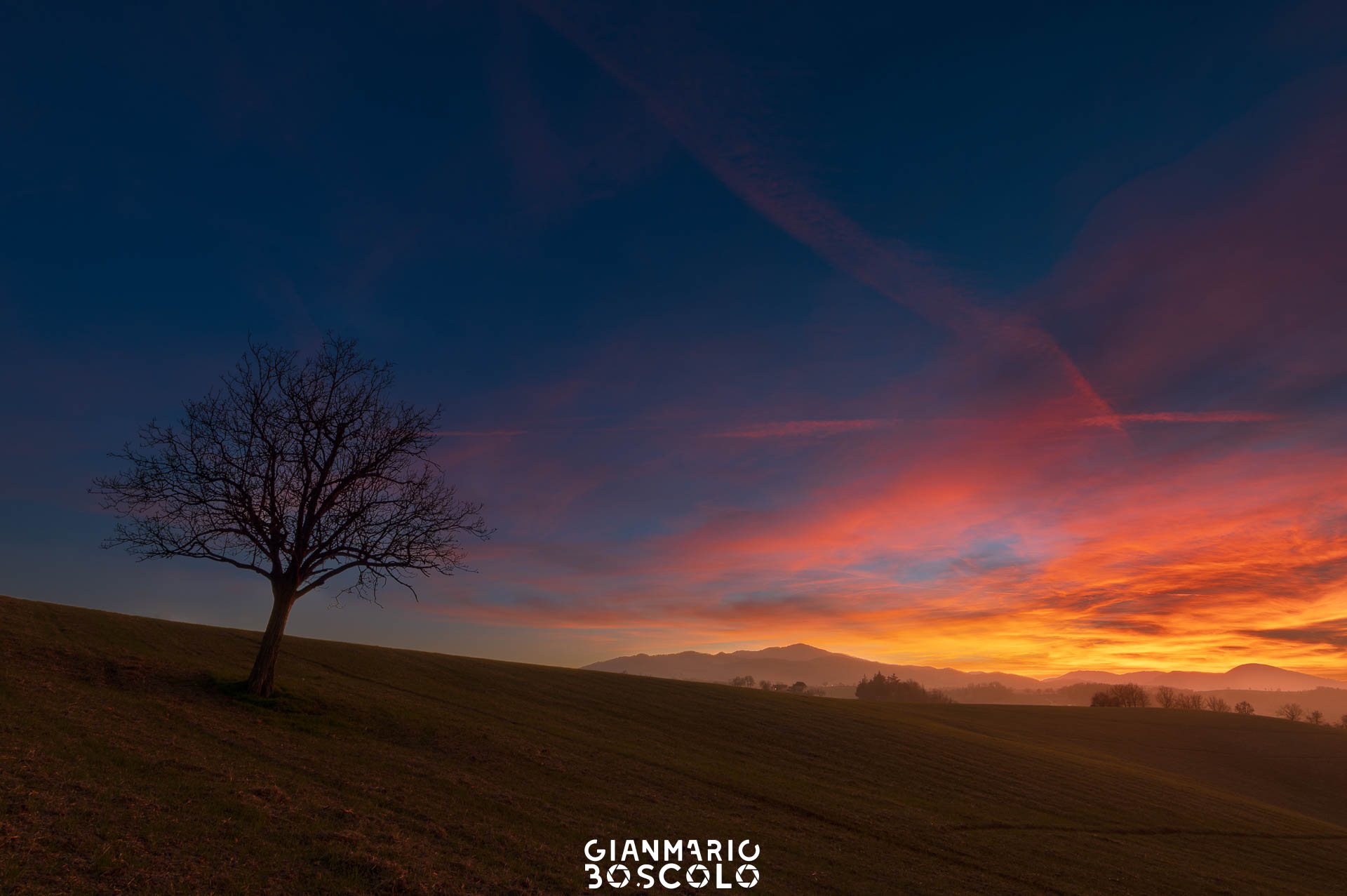 Tramonto sulle colline di Parma
