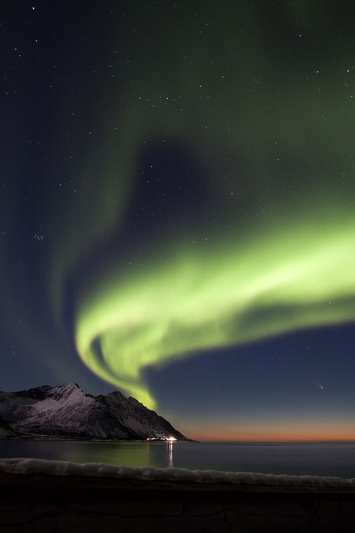 Montagna fumante di Senja Island, Norvegia