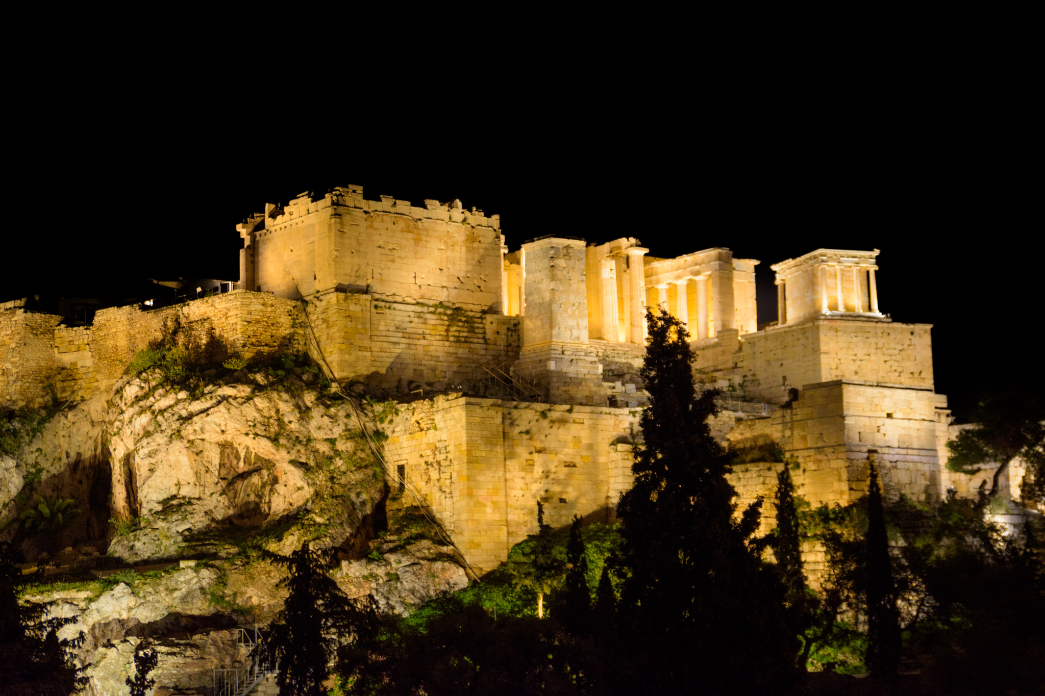 "Acropoli in notturna "