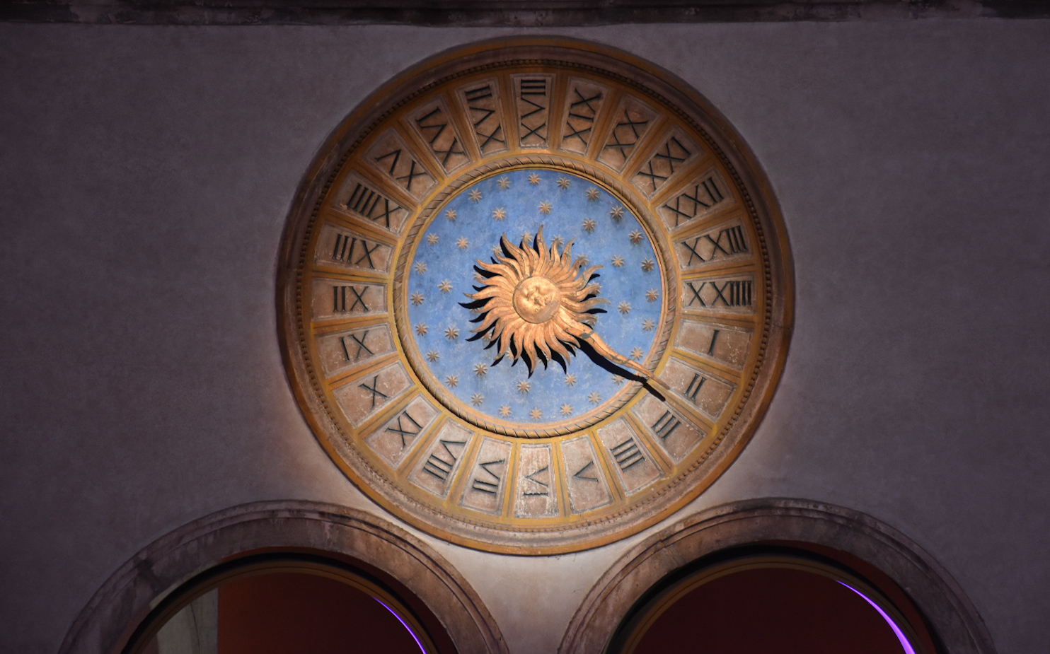 The time... in light and dark