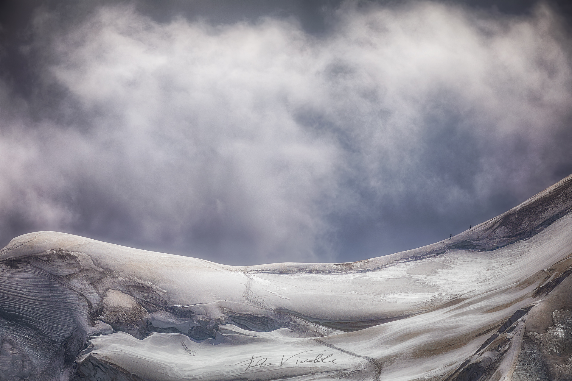 Alpinists descending from Piz Palù