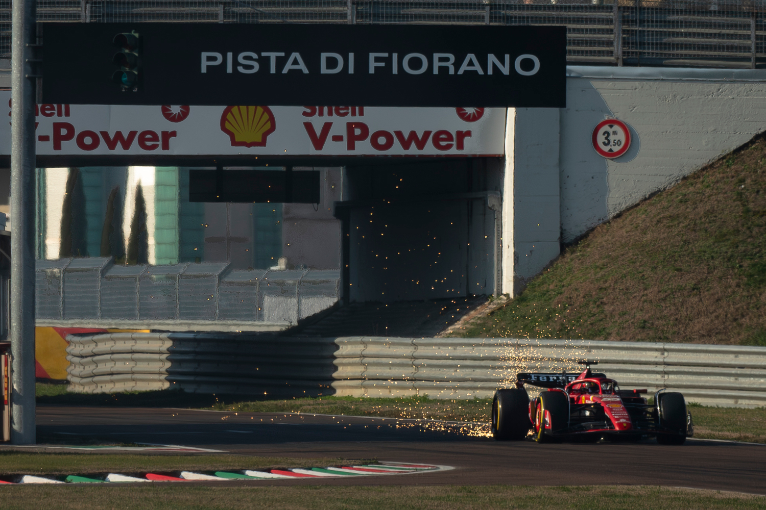 Carlos Sainz 55 - Filming day sf-24