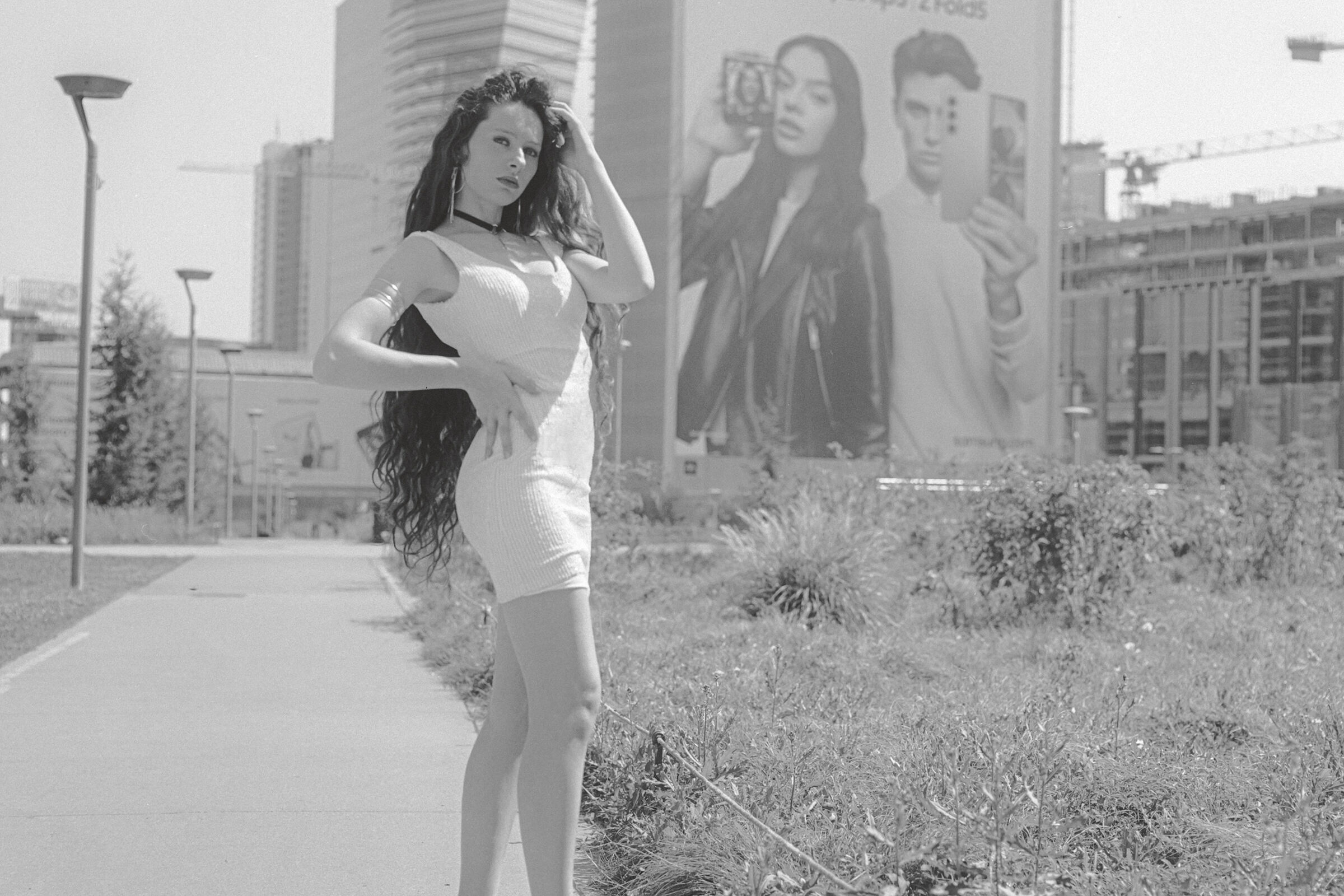 Jessica Medium Format BN 7