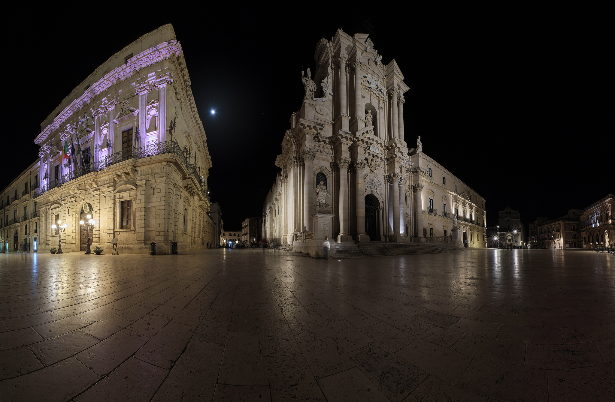 Ortigia, Piazza Duomo (sr)