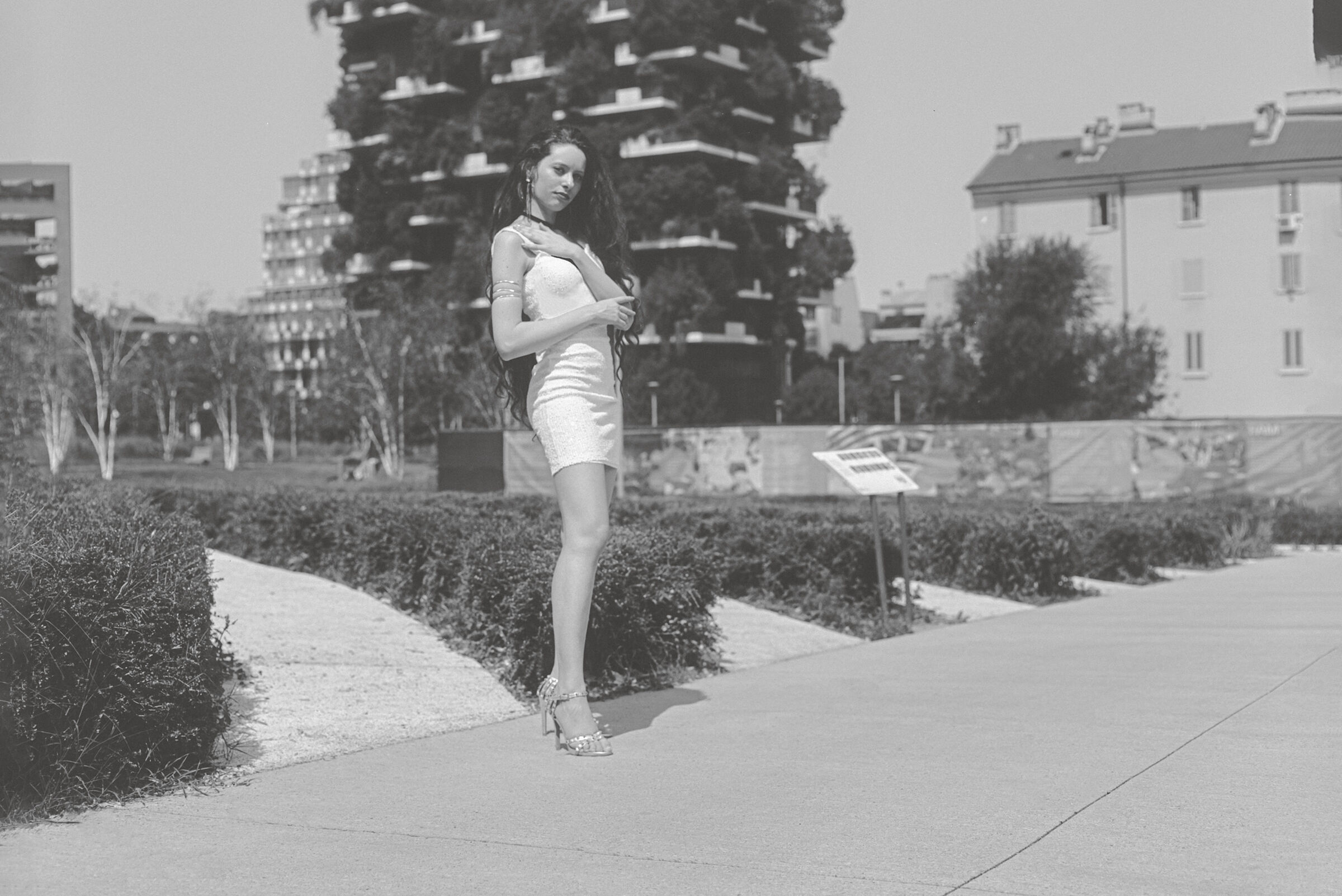 Jessica Medium Format BN 10