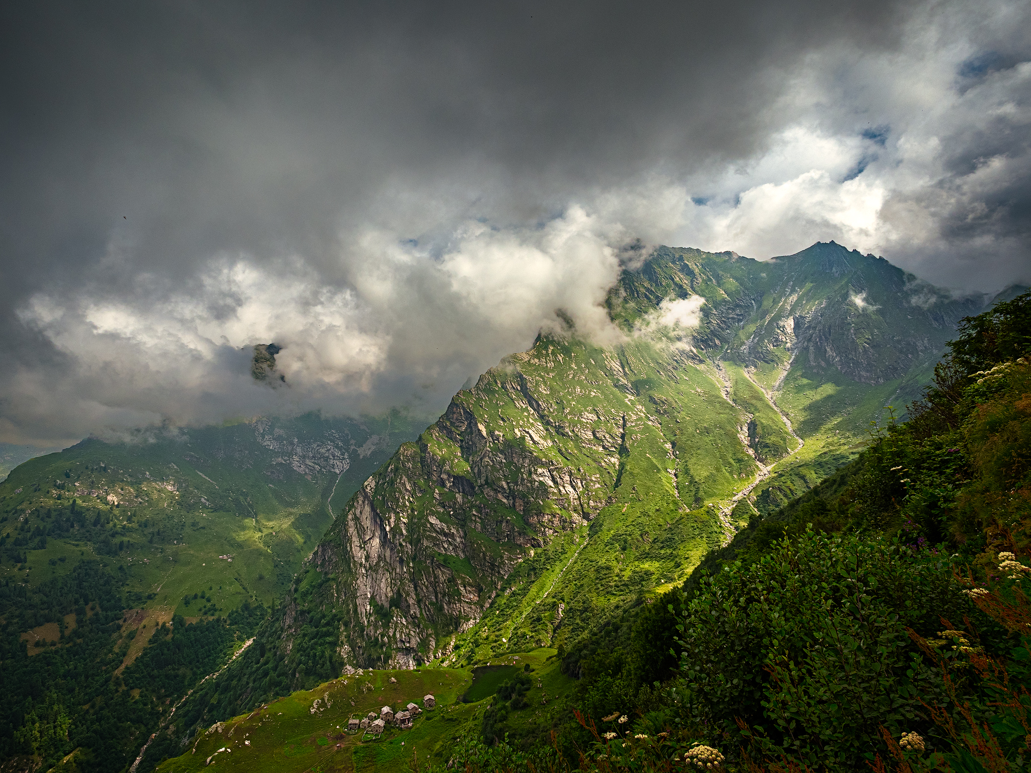 Il Tagliaferro immerso nelle nubi ...