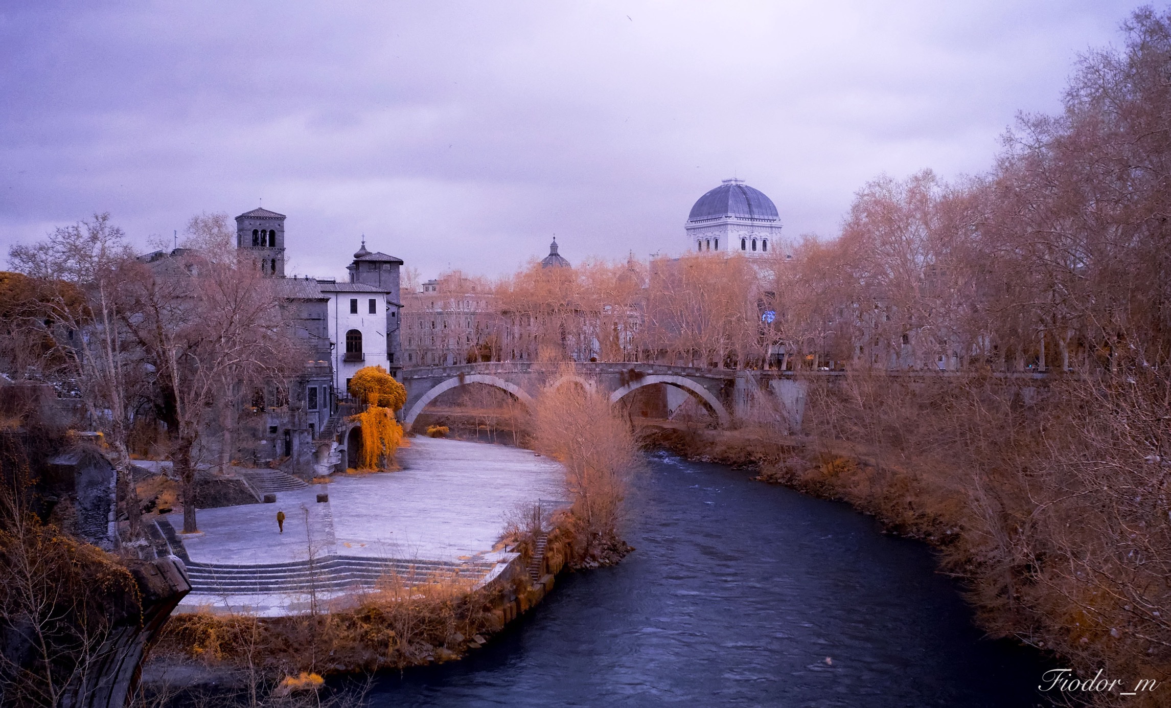 Tiber Island in Rome (ir)