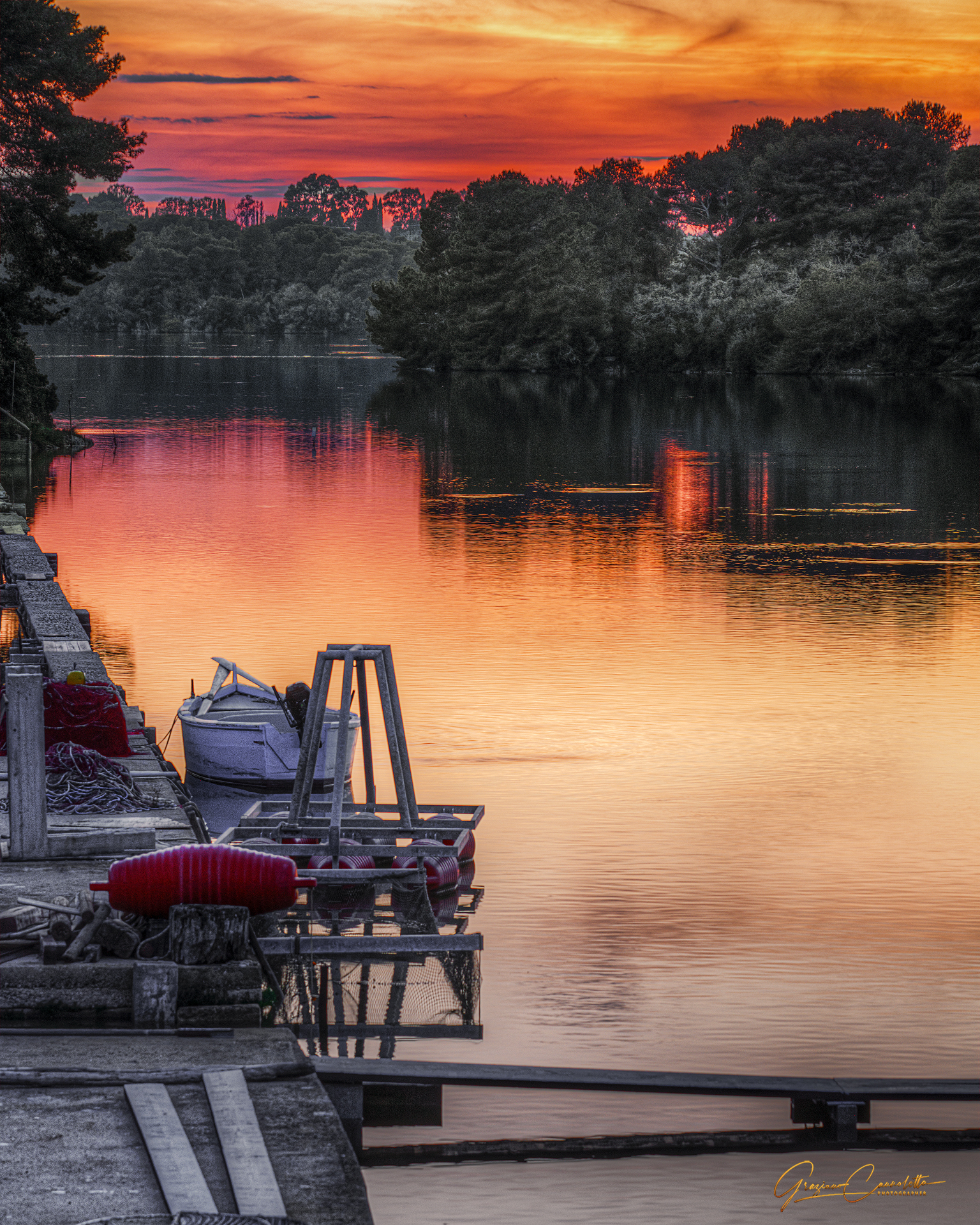 Crepuscolo sui laghi alimini