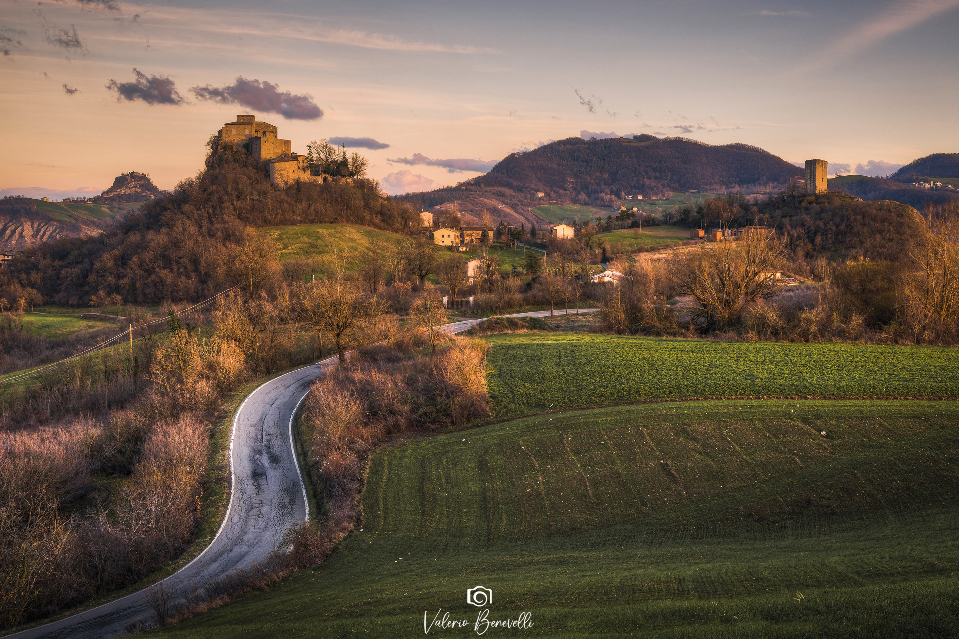 Castello di Rossena, Canossa e torre di Rossenella
