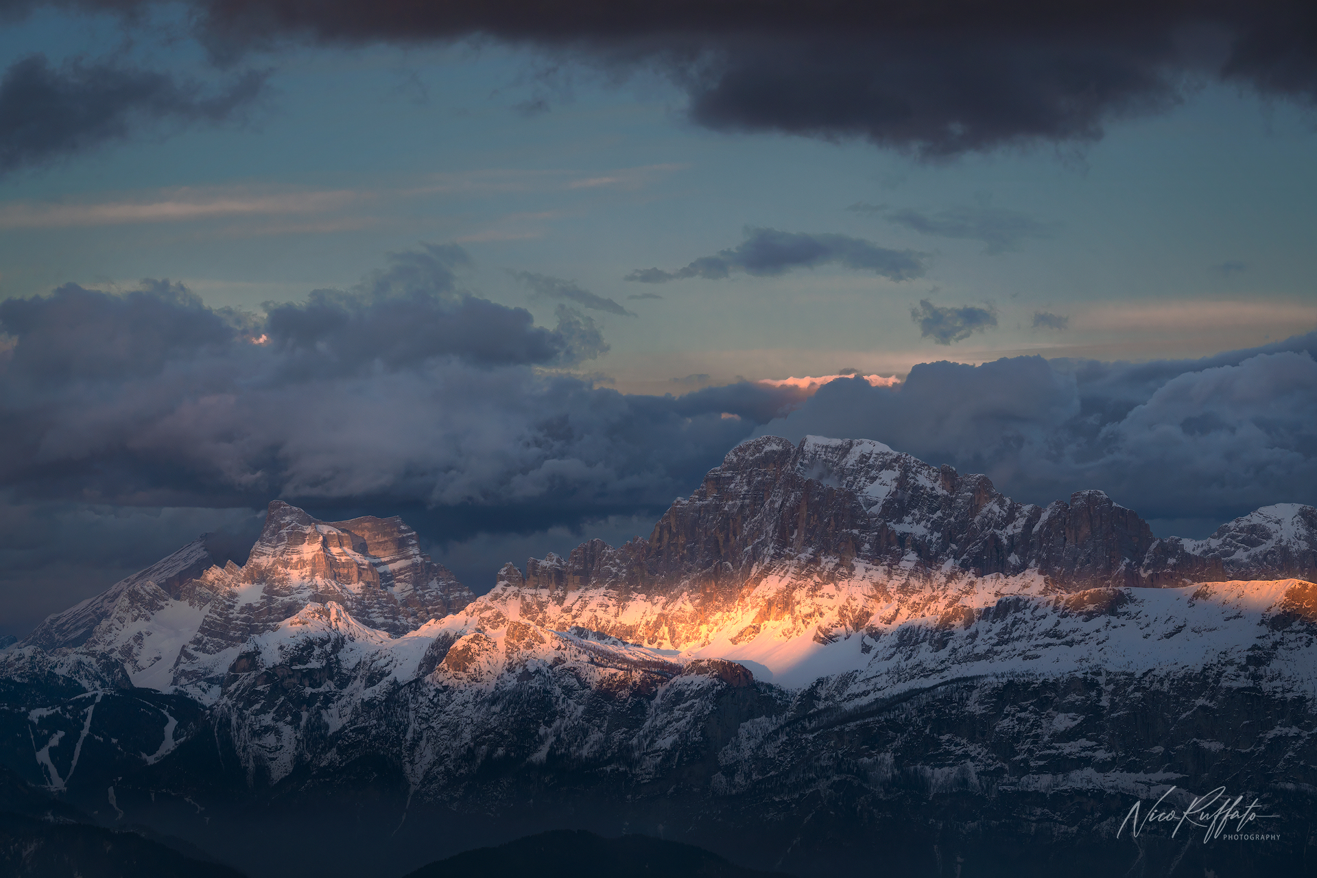 Tramonto sul Pelmo e Civetta
