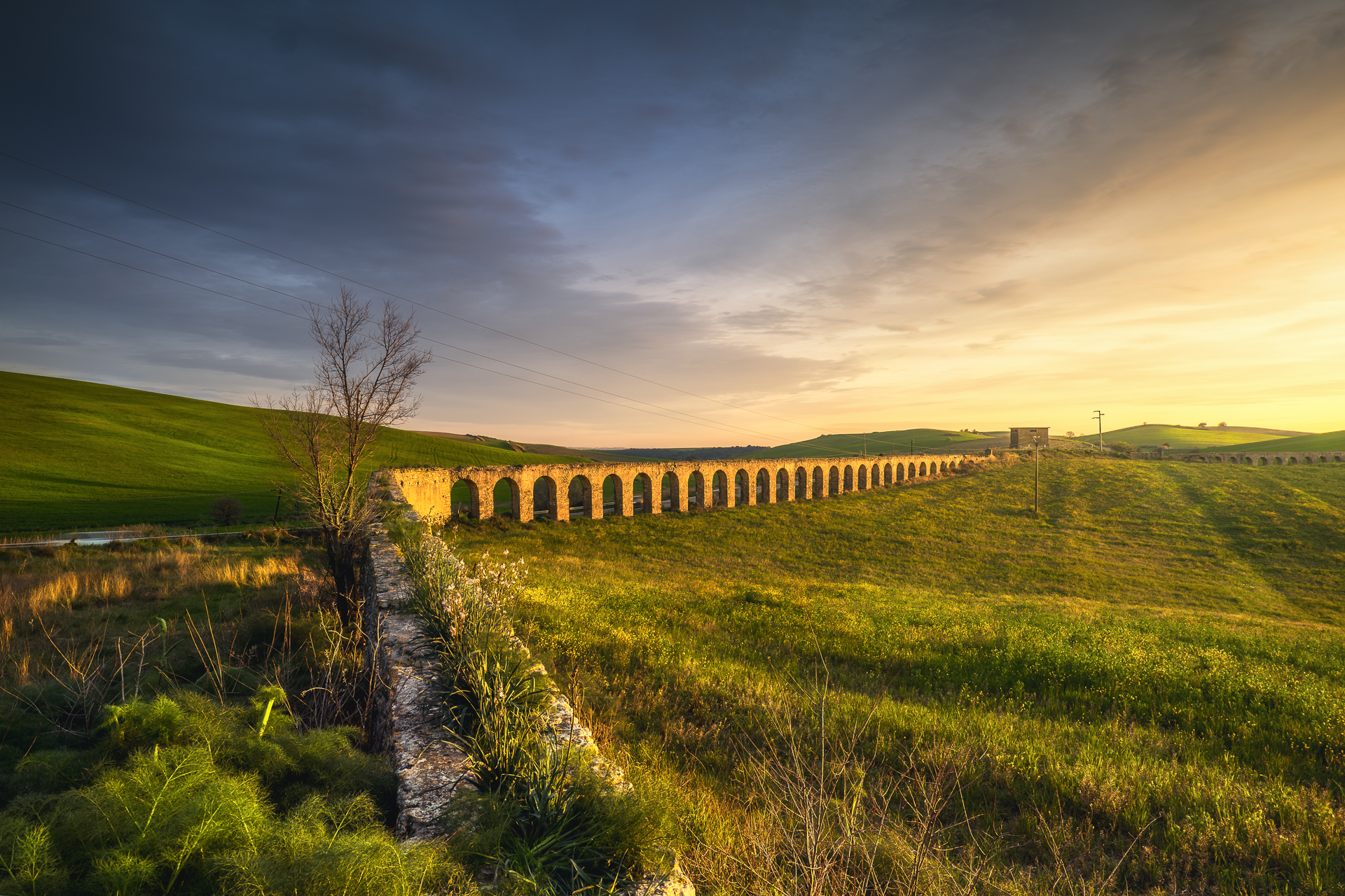 Acquedotto delle Arcatelle    - tarquinia (VT)