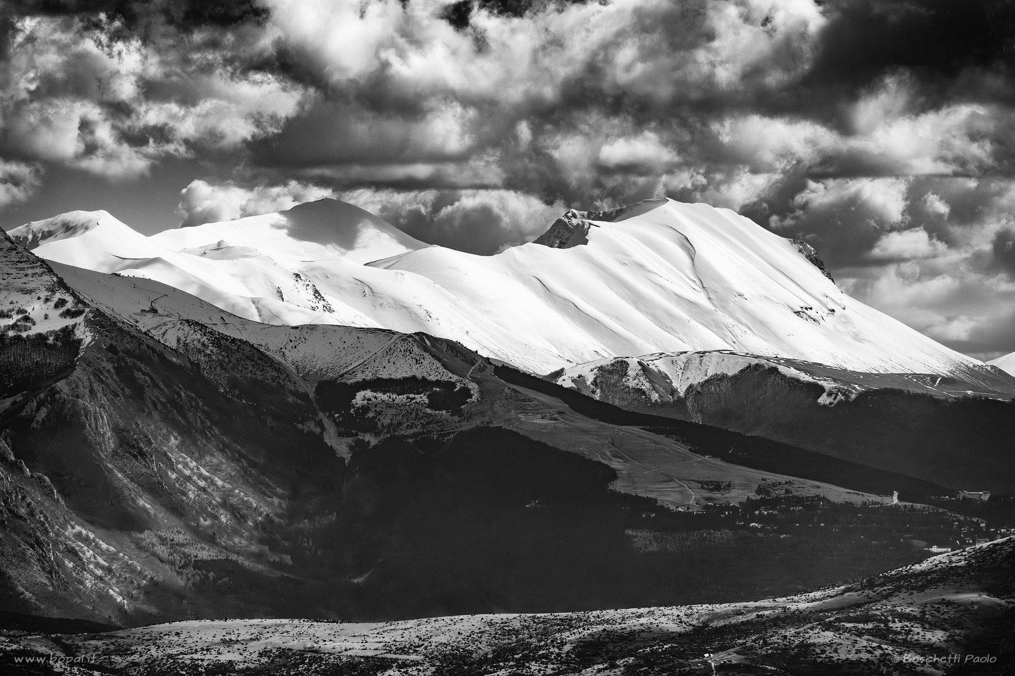 Sibillini Mountains in black and white