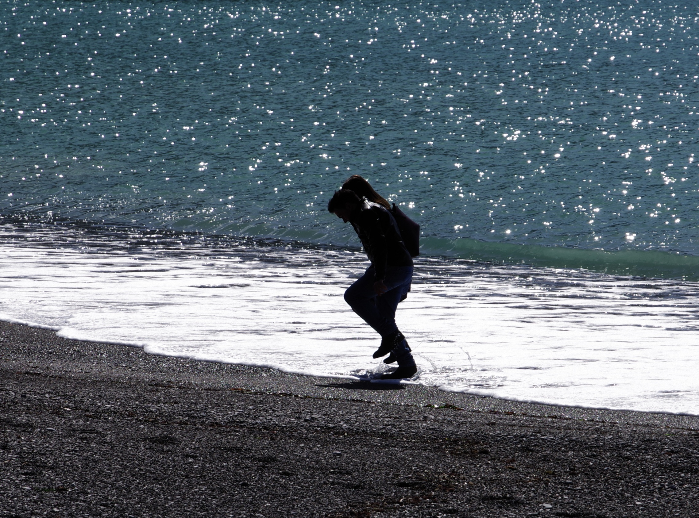 Spensierati sulla riva del mare.