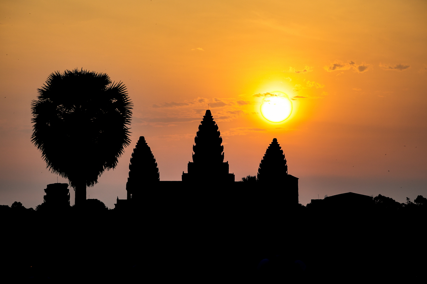 alba su Angkor Wat