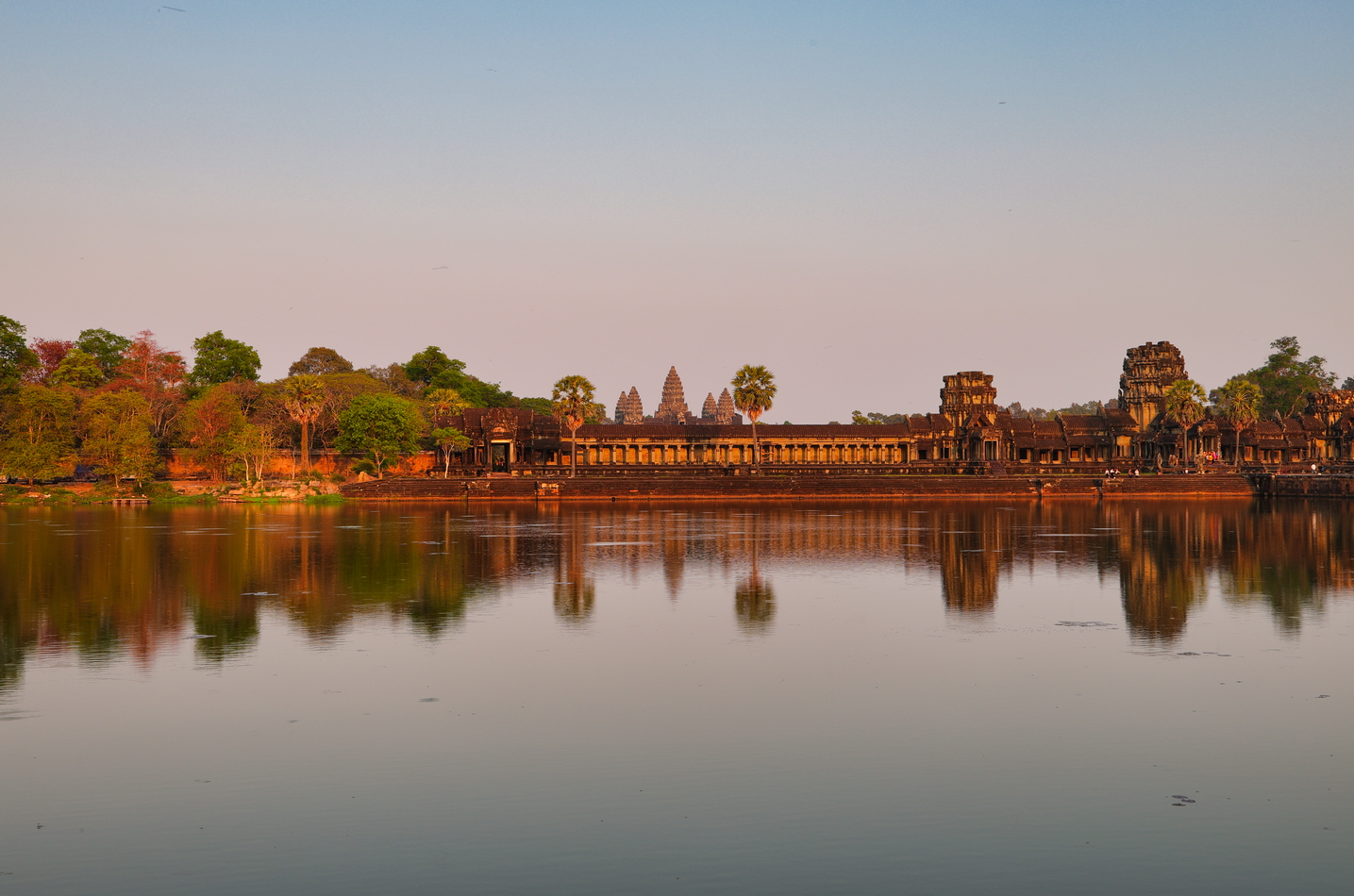 quasi al tramonto su Angkor Wat