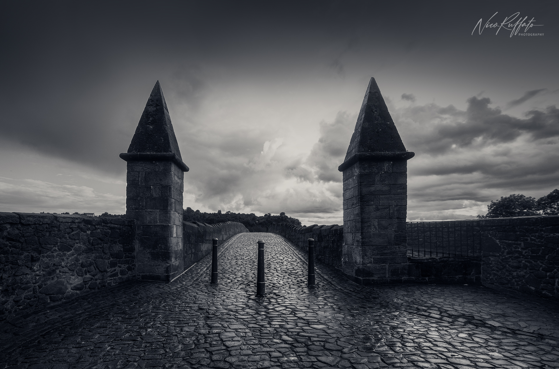 Old Stirling Bridge