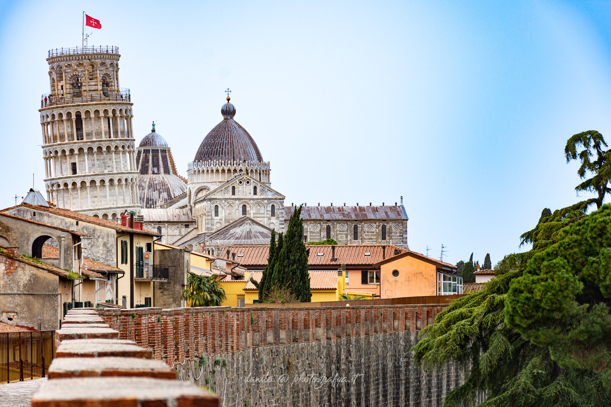 Pisa - Piazza dei Miracoli dal Cammino sopra le mura