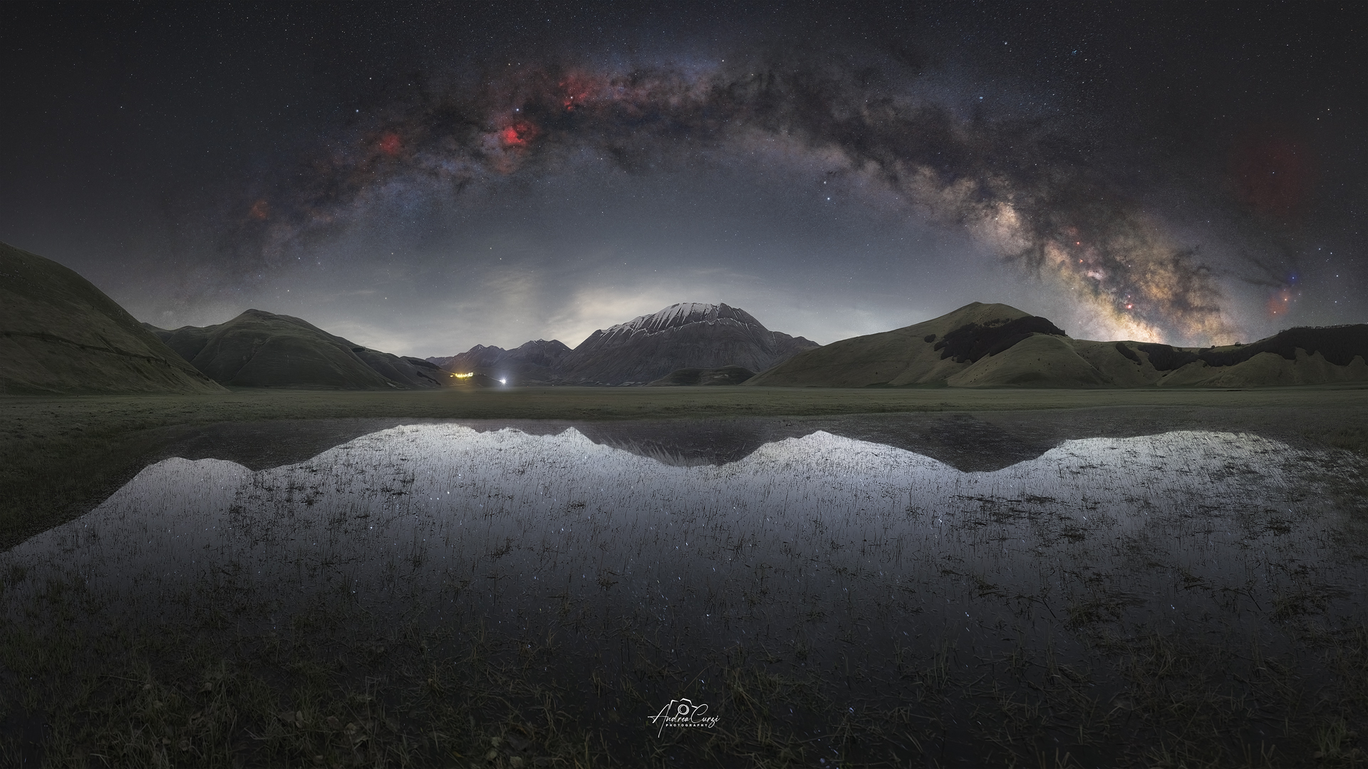Milky Way on the plain of Castelluccio di Norcia
