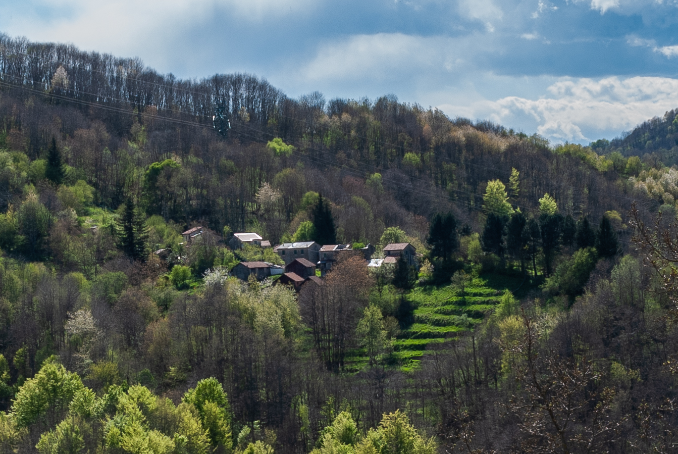 Cornale, exclave of Lorsica