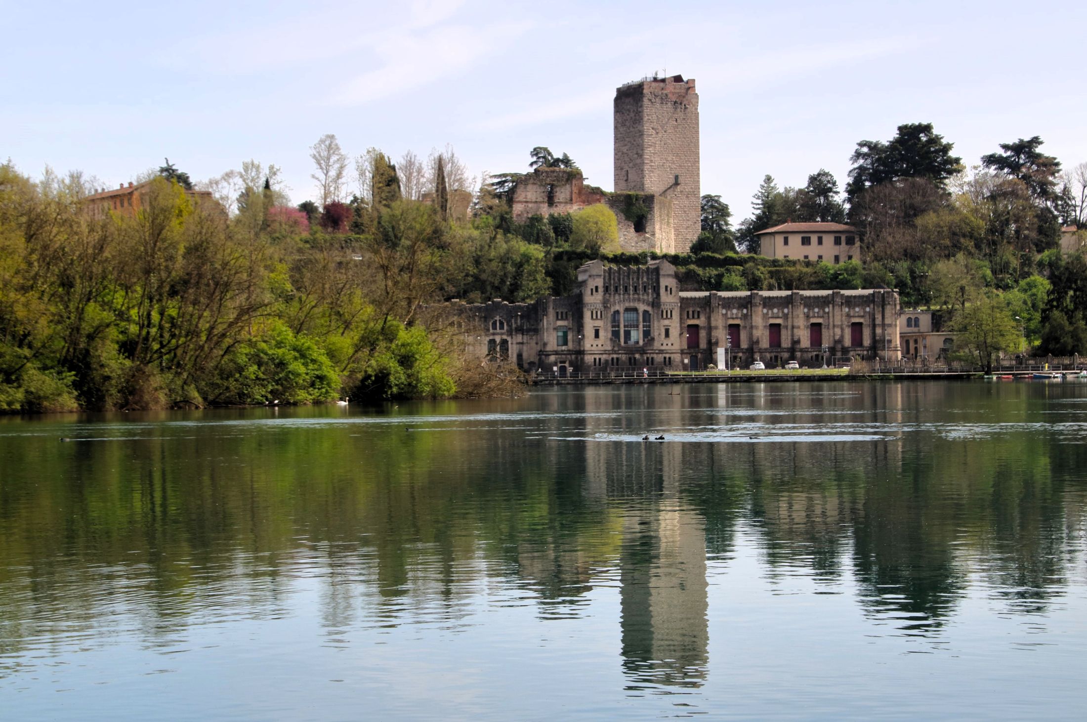 La centrale e il castello