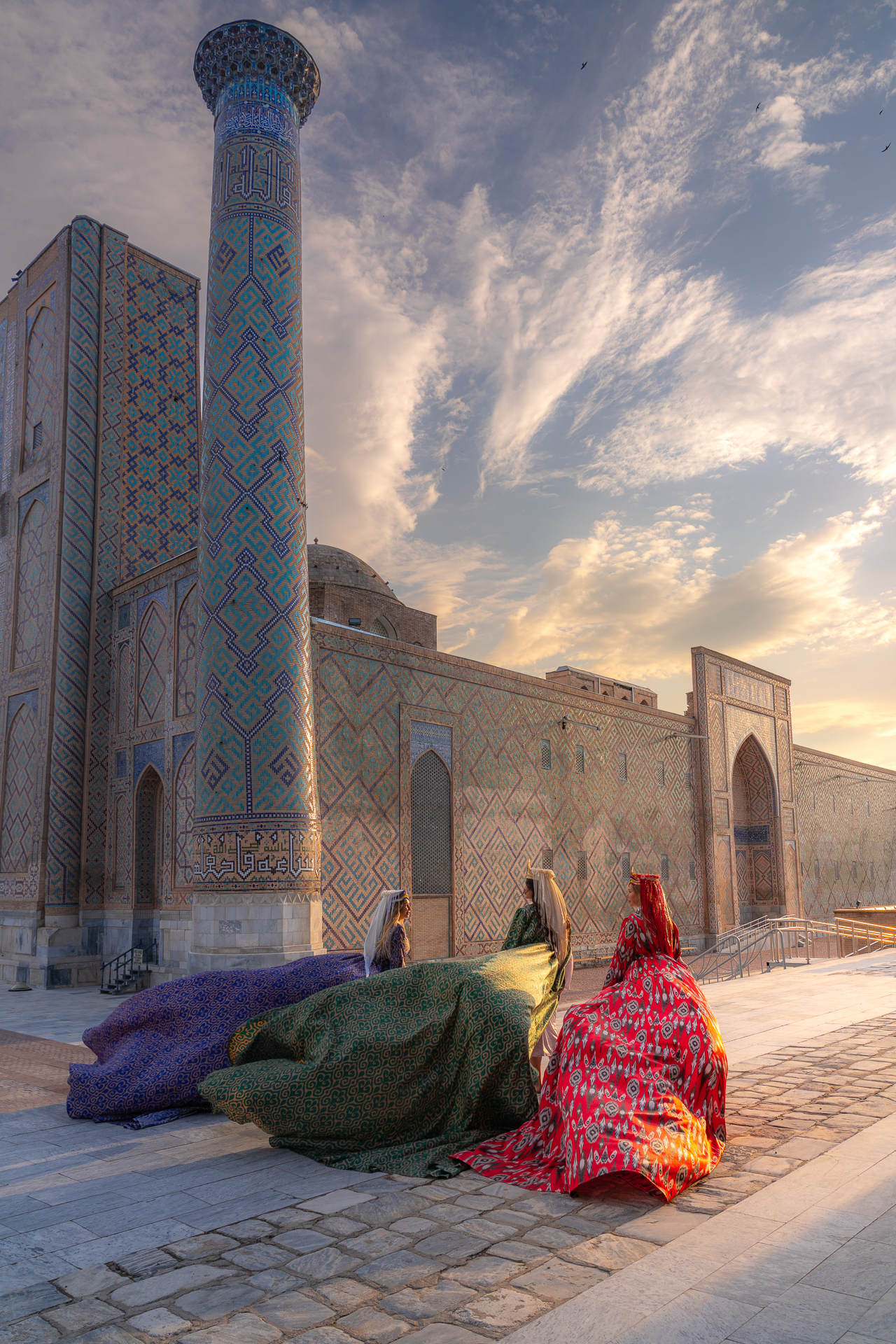 Three girlfriends in Samarkand