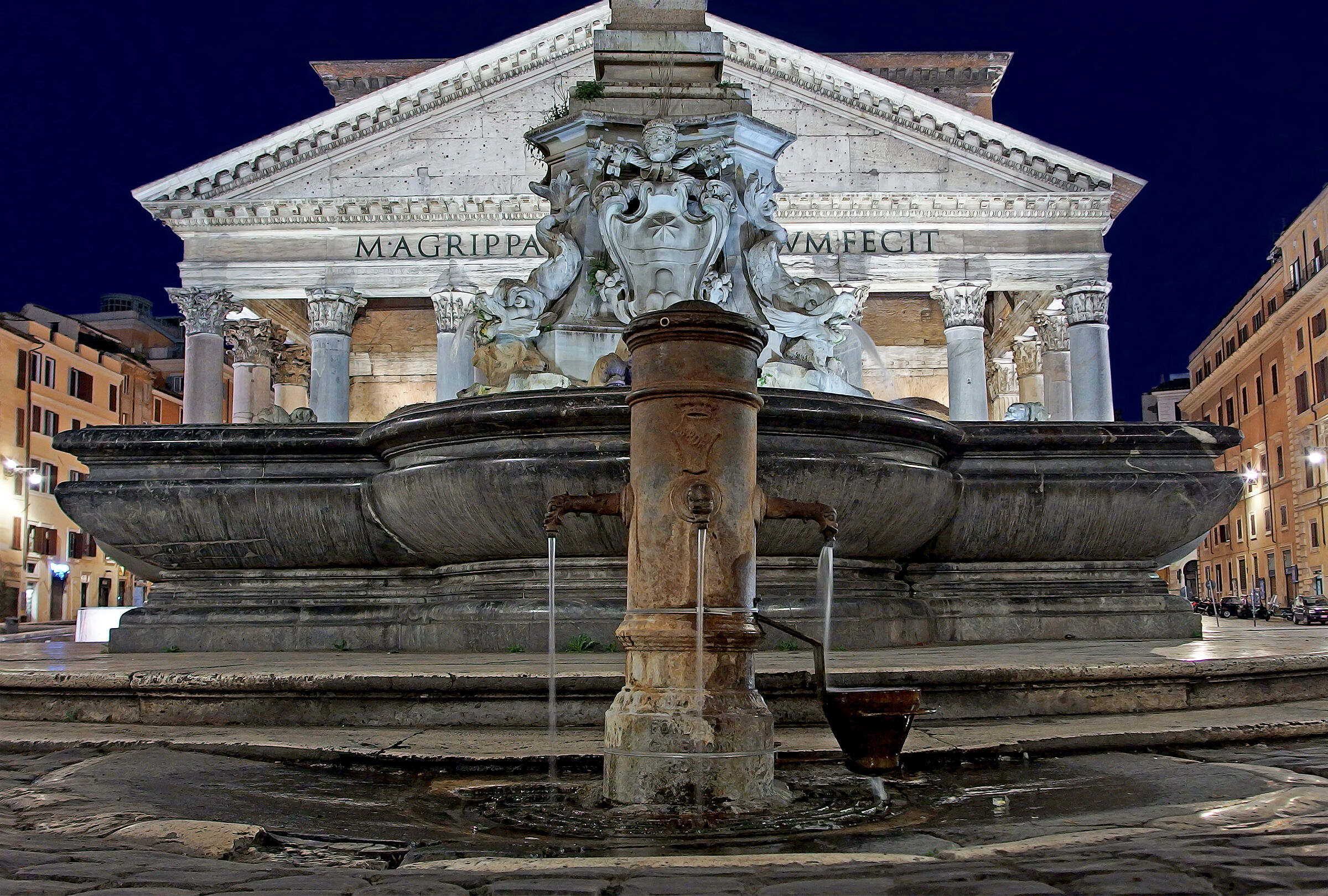 Fontana Piazza della Rotonda.