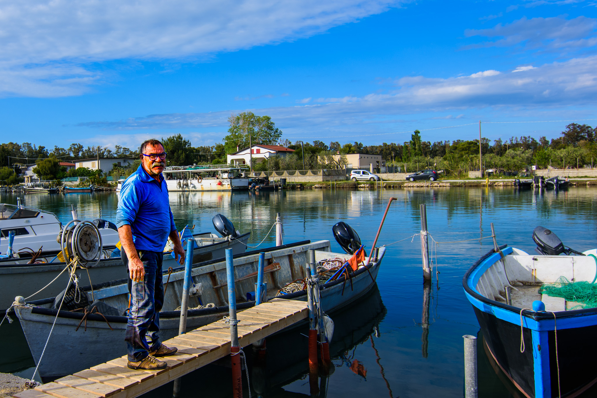 Carmelo , il pescatore di seppie(Lago di Varano)
