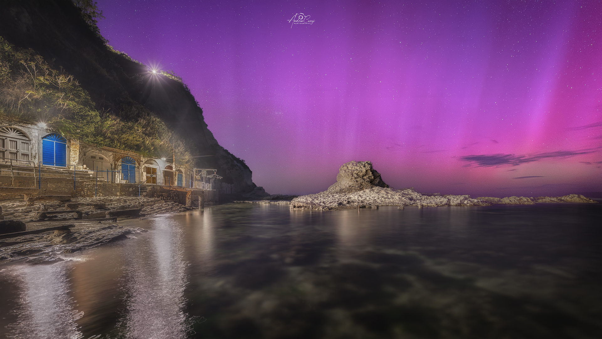 Aurora Borealis at the Pope's chair in Ancona