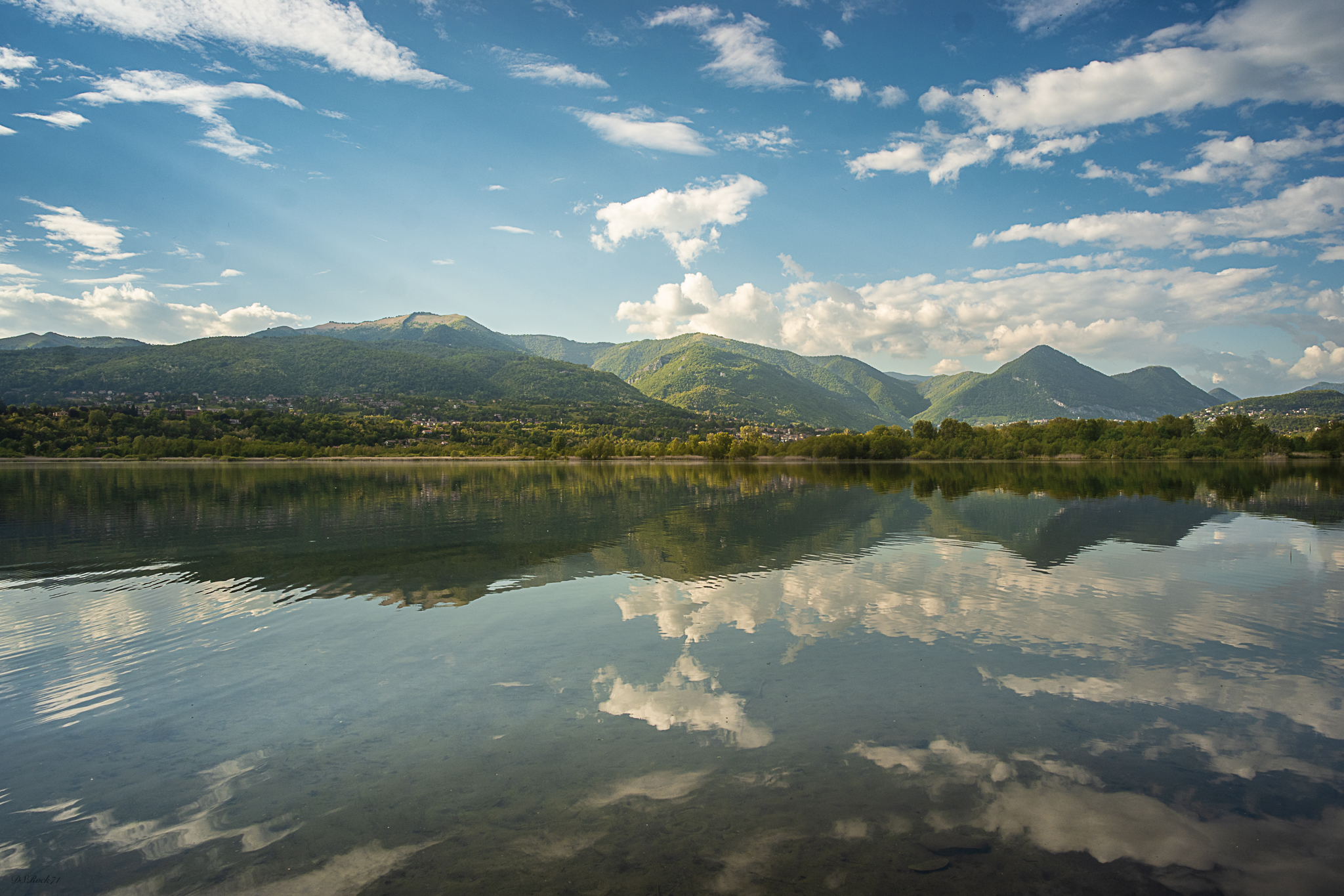 Lago di Alserio allo specchio