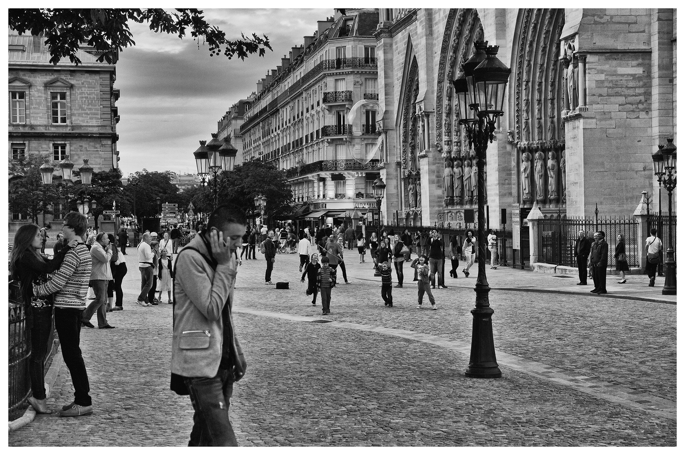 Love, Work and Play in Paris ...