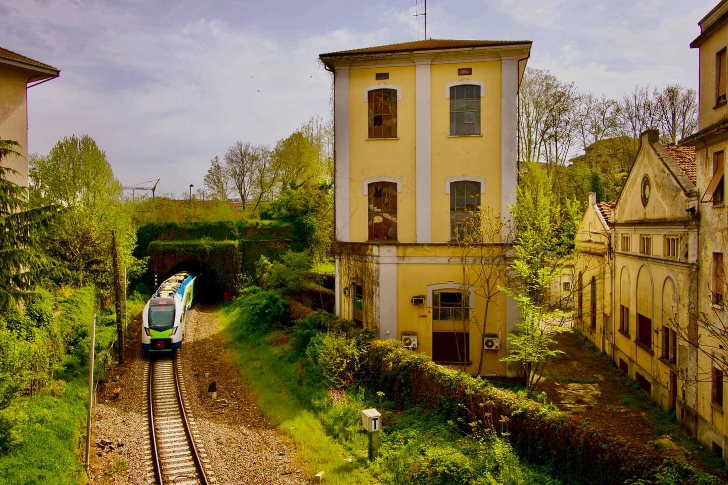 Pavia, railway line to Cremona